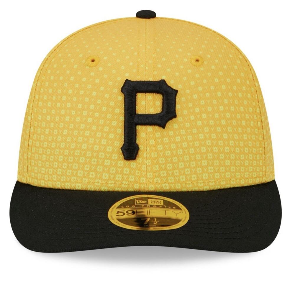 New Era Men's Pittsburgh Pirates Low Profile 59Fifty Fitted Hat Size 7 1/4